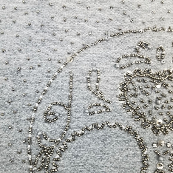 ⭐️3/$15⭐️ Silvian Heach Beaded Skull Crop Top - Picture 8 of 8